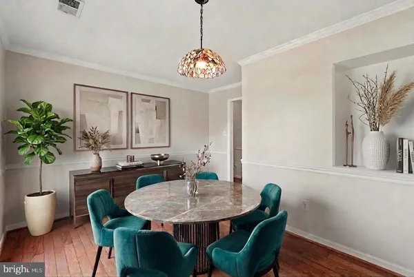 $849,900 | 17621 Evers Court, Hamilton, VA 20158
