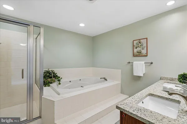 $849,900 | 17621 Evers Court, Hamilton, VA 20158