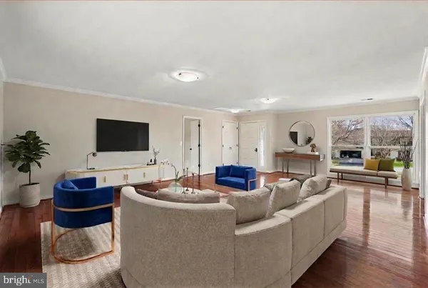 $849,900 | 17621 Evers Court, Hamilton, VA 20158