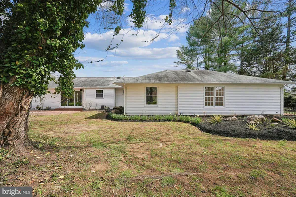 $849,900 | 17621 Evers Court, Hamilton, VA 20158