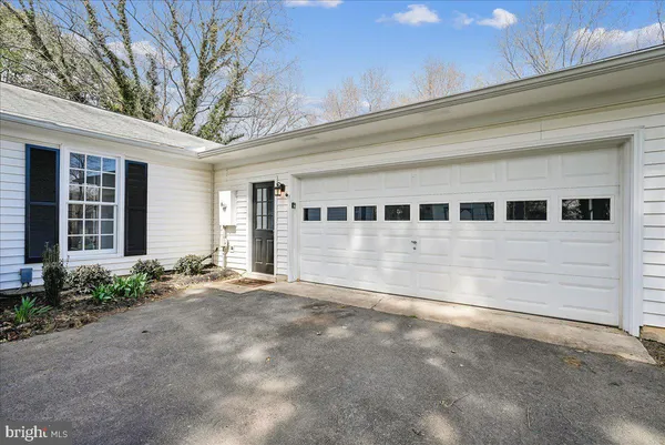 $849,900 | 17621 Evers Court, Hamilton, VA 20158