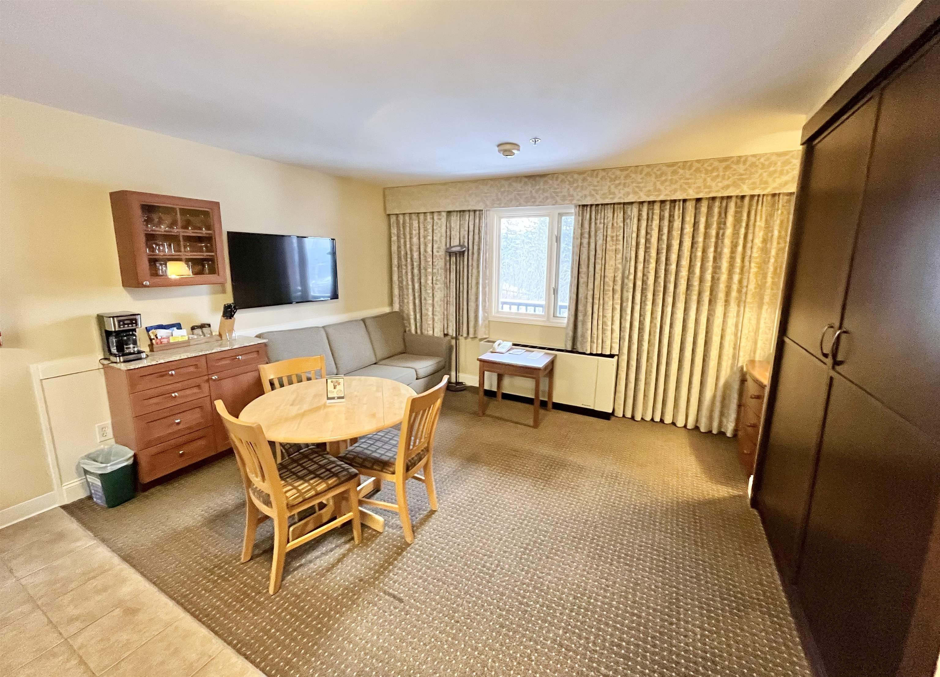 89 Grand Summit Way, Unit 250/252 West Dover, VT 05356 - Photo 7 of 24