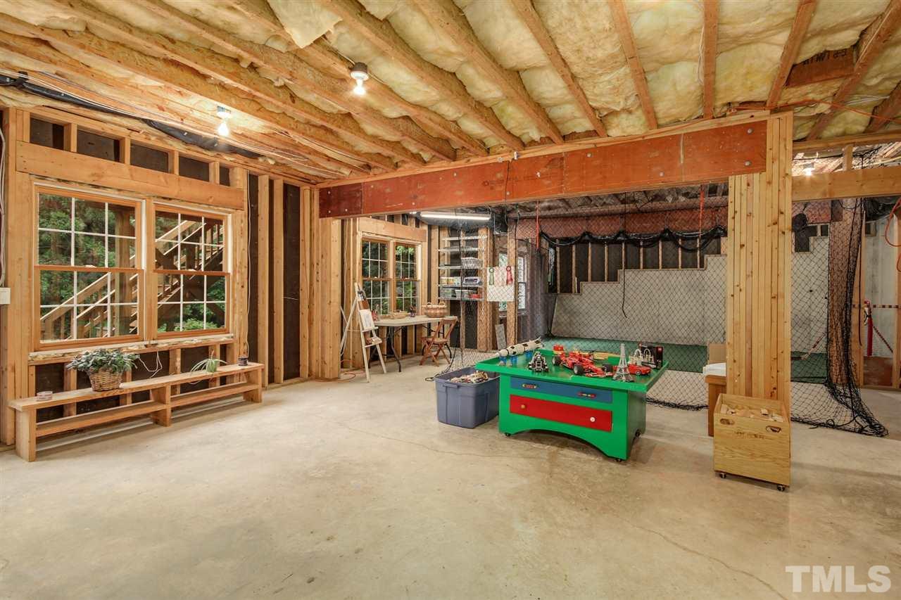 2109 CRIGAN Bluff Drive Cary, NC 27513 - Photo 28 of 30 a utility room with dryer and washer