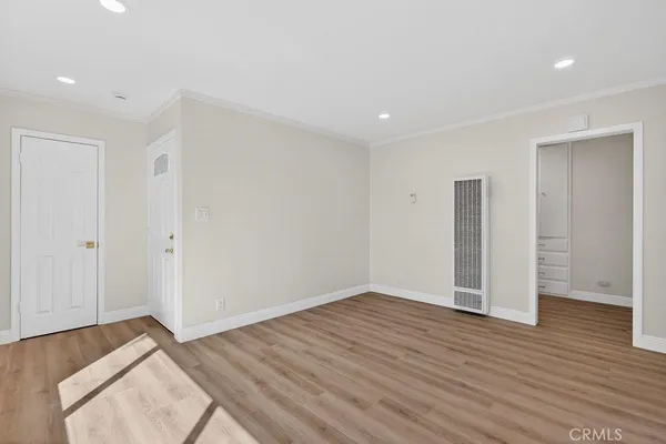 $385,000 | 925 East Appleton Street, Long Beach, CA 90802