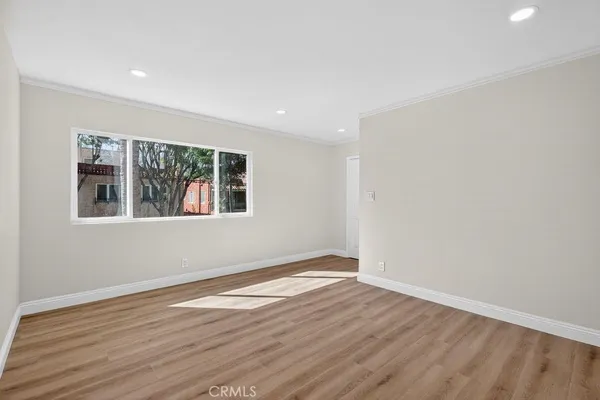 $385,000 | 925 East Appleton Street, Long Beach, CA 90802