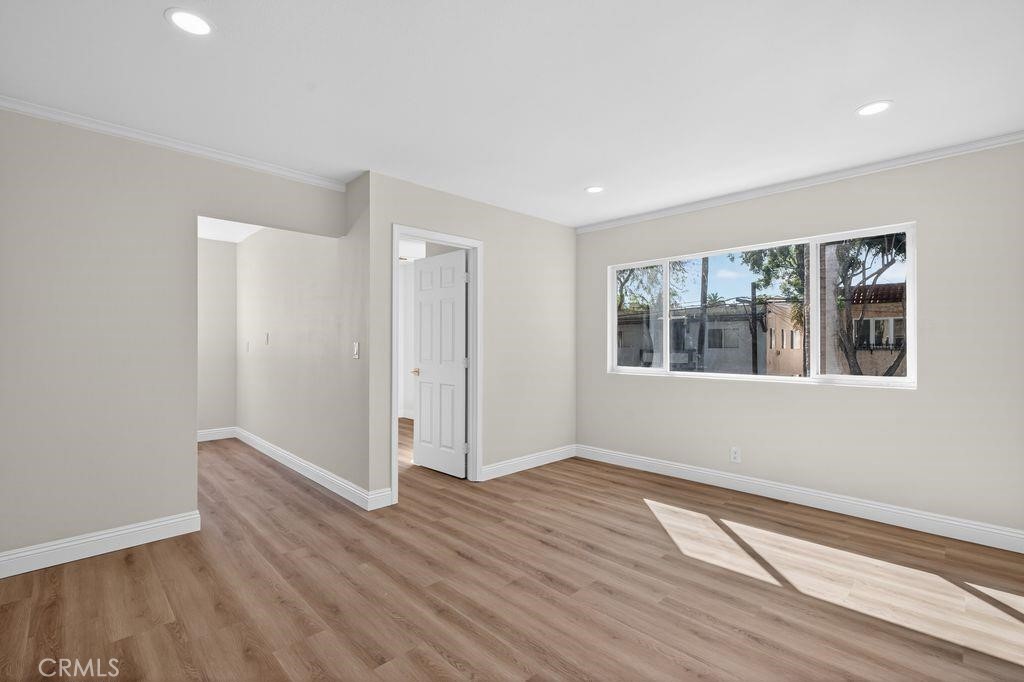 925 East Appleton Street Long Beach, CA 90802 - Photo 5 of 18