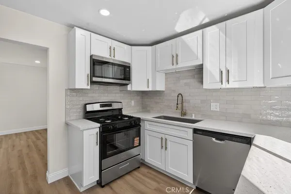 $385,000 | 925 East Appleton Street, Long Beach, CA 90802