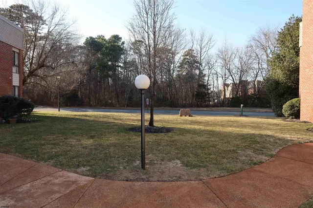 $1,800 | 108 Pico Court, Unit 108, Mays Landing, NJ 08330