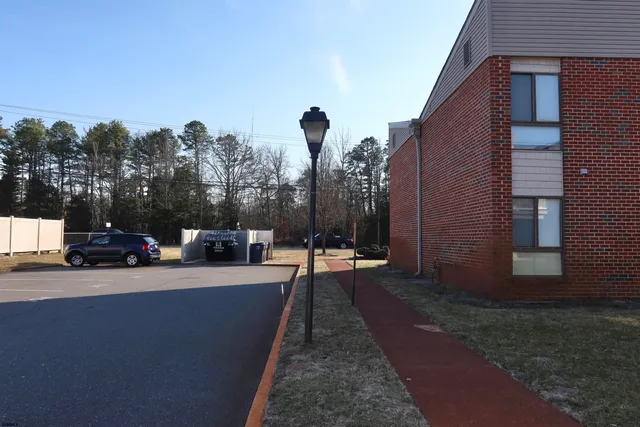 $1,800 | 108 Pico Court, Unit 108, Mays Landing, NJ 08330