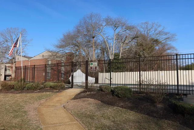 $1,800 | 108 Pico Court, Unit 108, Mays Landing, NJ 08330