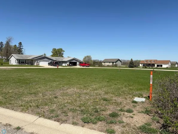 $15,600 | 4-5 Red Willow Circle, Frazee, MN 56544