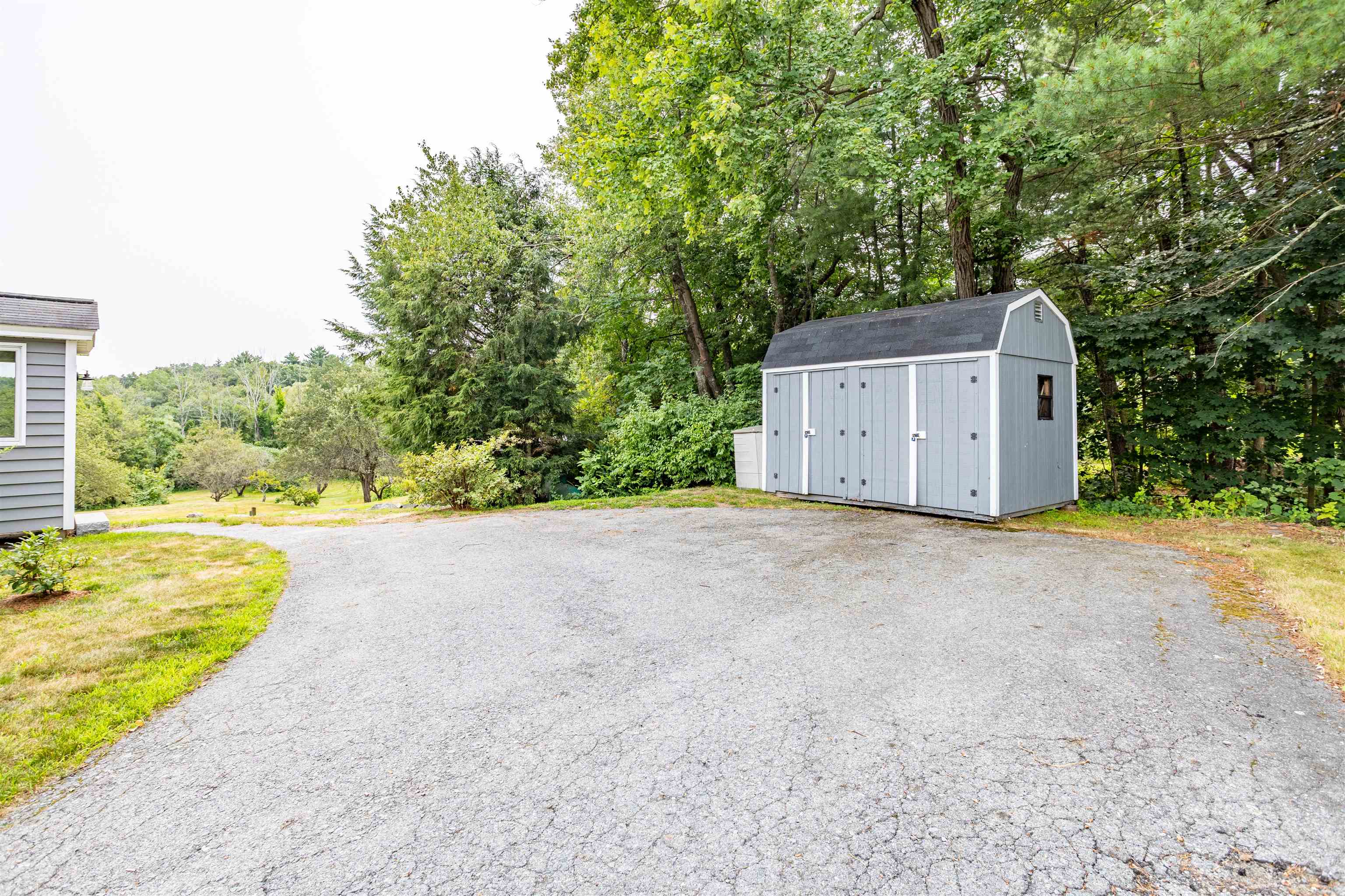 82 Old Gage Hill Road Pelham, NH 03076 - Photo 36 of 45 Gallery Image 36
