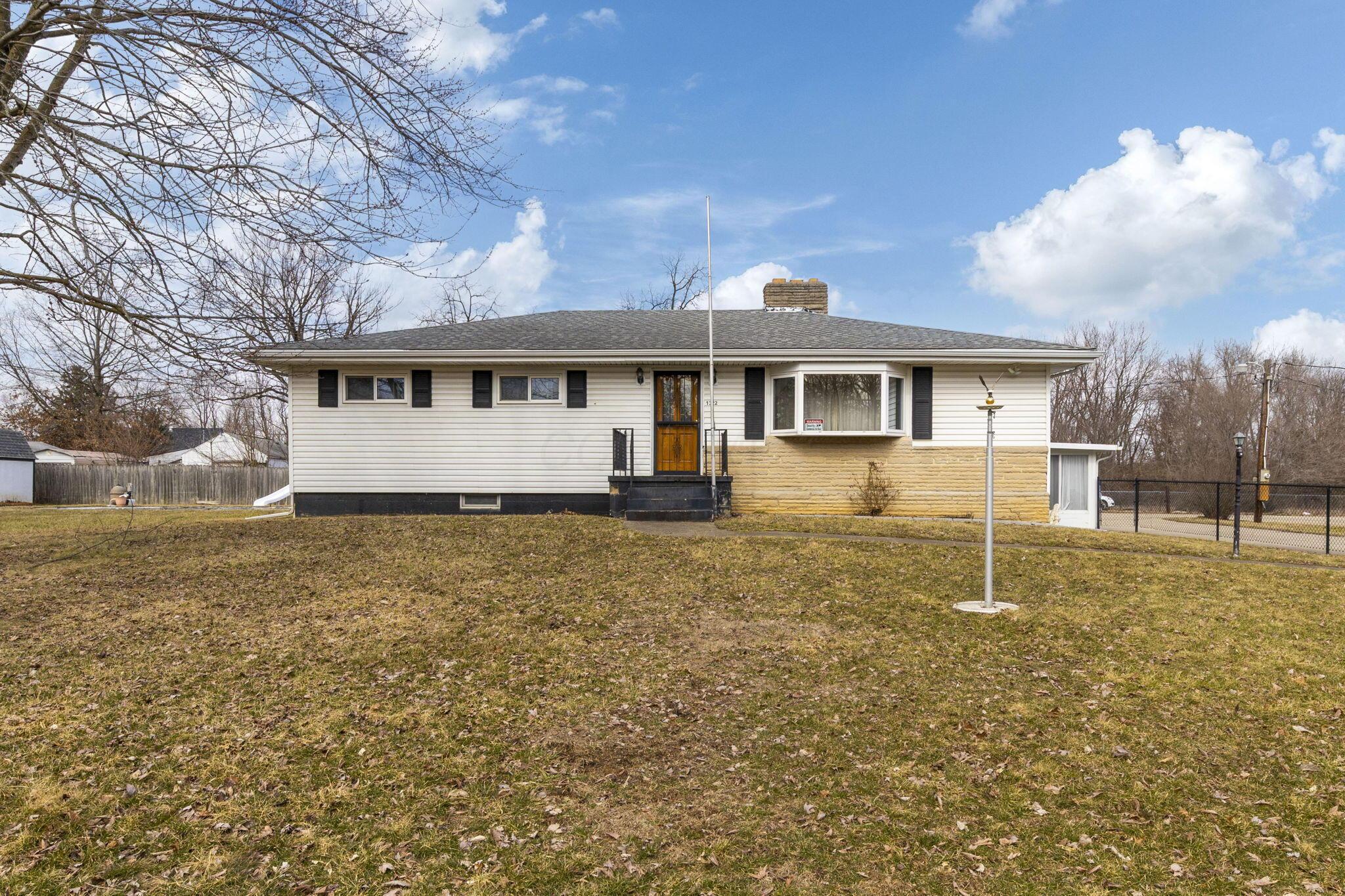 2025-3-3 1322 Richter Rd 003