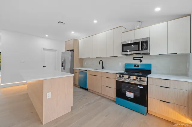 $1,689,000 | 116-20 194th Street | St. Albans