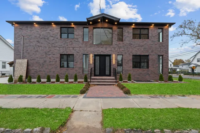 $1,689,000 | 116-20 194th Street | St. Albans