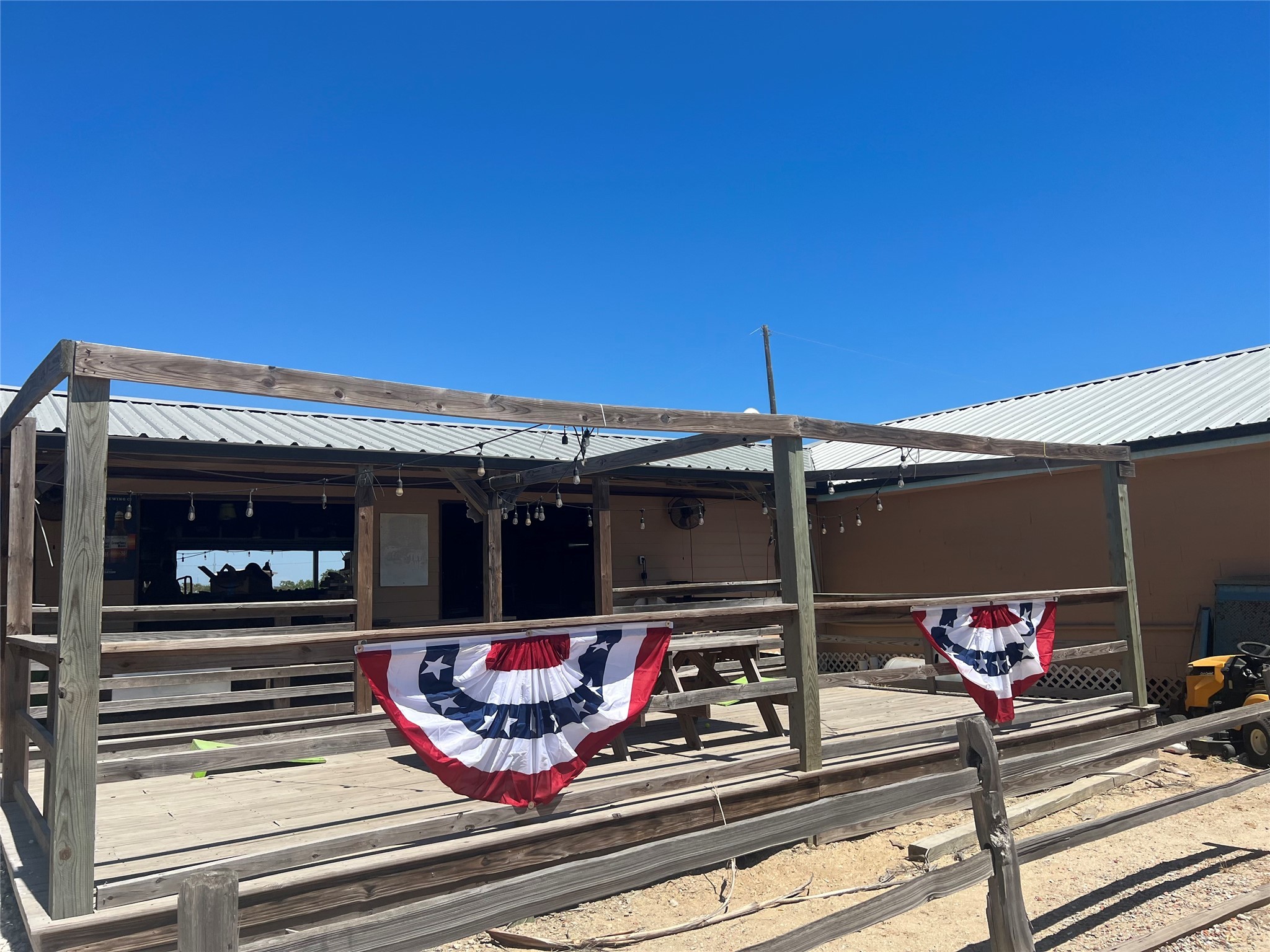 1987 Highway 87 Crystal Beach, TX 77650 - Photo 11 of 48