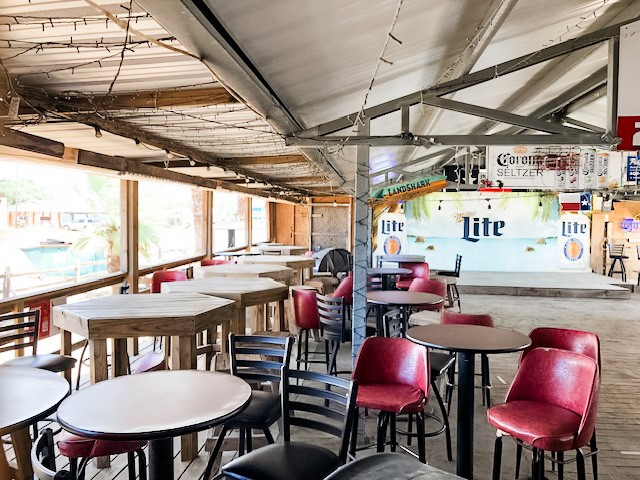 1987 Highway 87 Crystal Beach, TX 77650 - Photo 19 of 48