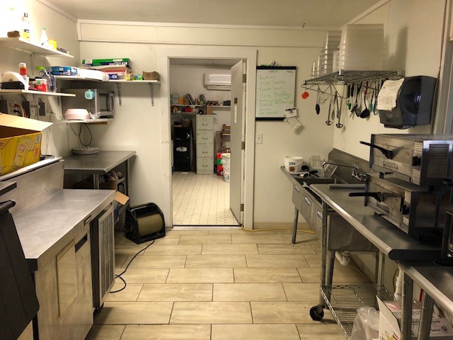 1987 Highway 87 Crystal Beach, TX 77650 - Photo 25 of 48