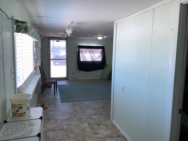 1987 Highway 87 Crystal Beach, TX 77650 - Photo 36 of 48 Apartment