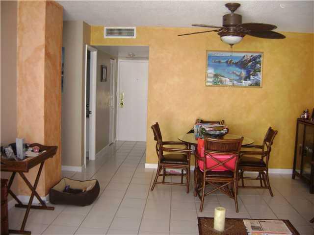 600 Northeast 36th Street, Unit 1905 Miami, FL 33137 - Photo 8 of 11 20130610025225332961000000-o