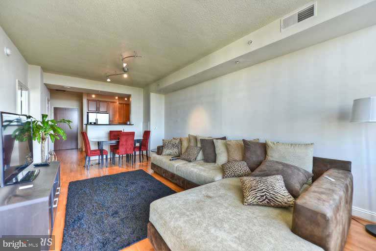 11760 Sunrise Valley Drive, Unit 908 Reston, VA 20191 - Photo 11 of 32