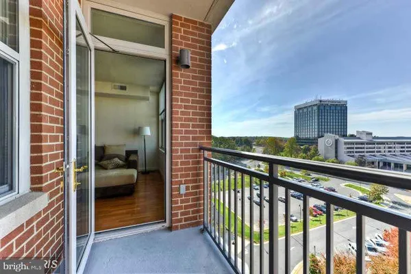 $1,875 | 11760 Sunrise Valley Drive, Unit 908, Reston, VA 20191