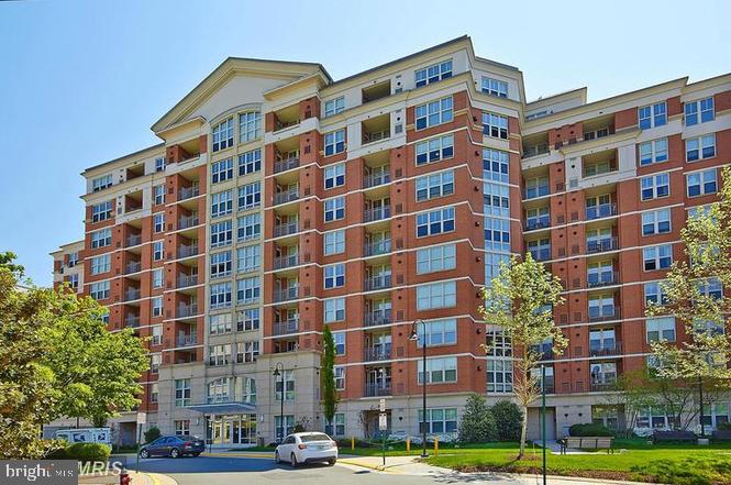 11760 Sunrise Valley Drive, Unit 908 Reston, VA 20191 - Photo 2 of 32