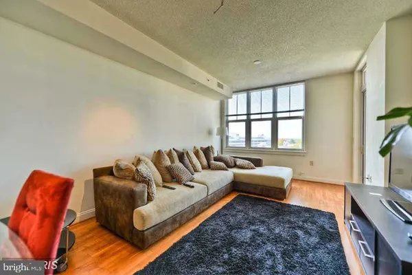 $1,875 | 11760 Sunrise Valley Drive, Unit 908, Reston, VA 20191