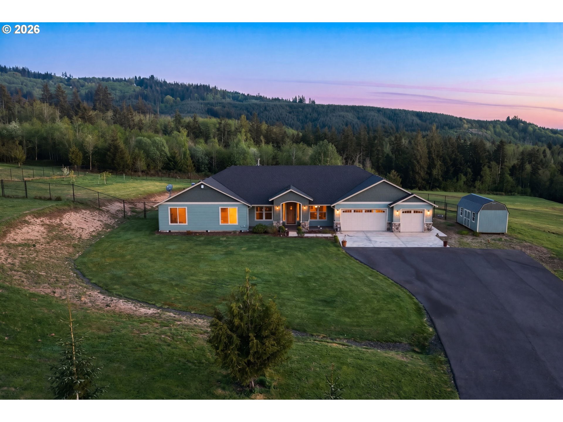 192 Cross Creek Road Kelso, WA 98626 - Photo 2 of 48