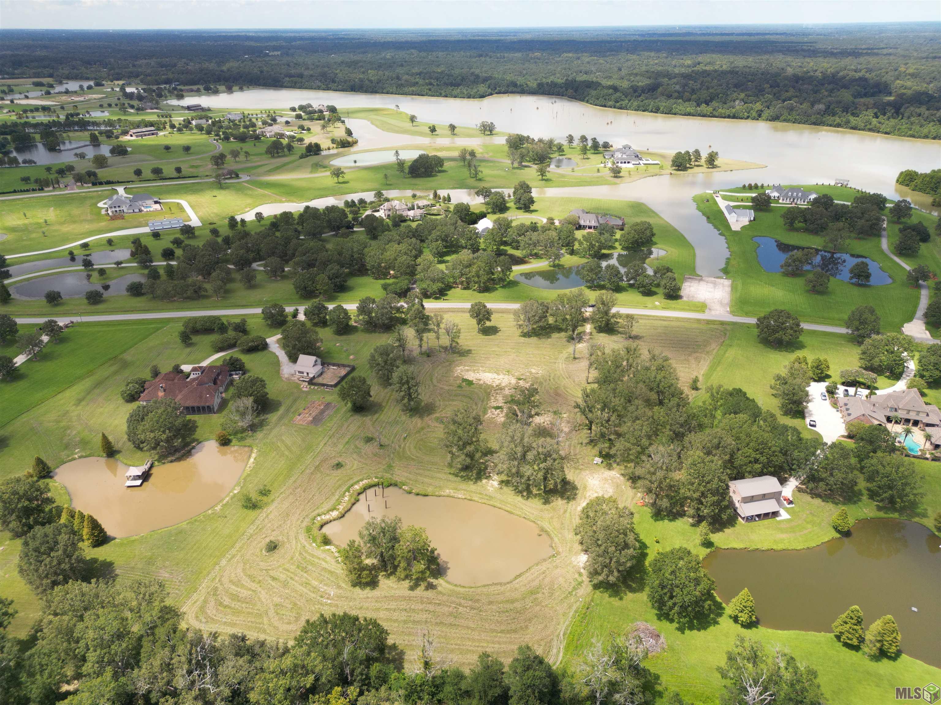 22222 Rabbit Run Drive Baton Rouge, LA 70817 - Photo 9 of 12 Gallery Image 9