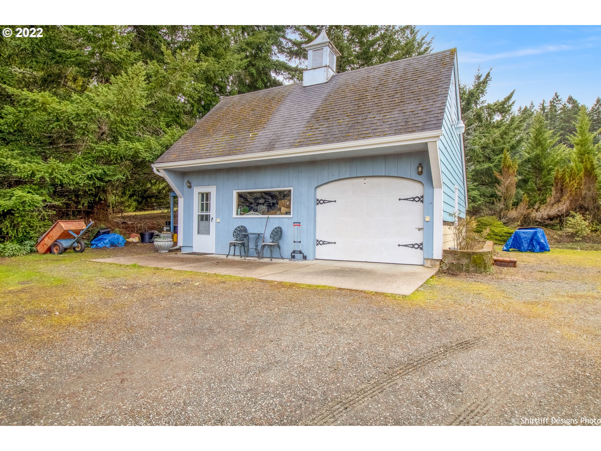 32482 Doolittle Road Cottage Grove, OR 97424 - Photo 26 of 32 a house view with a outdoor space