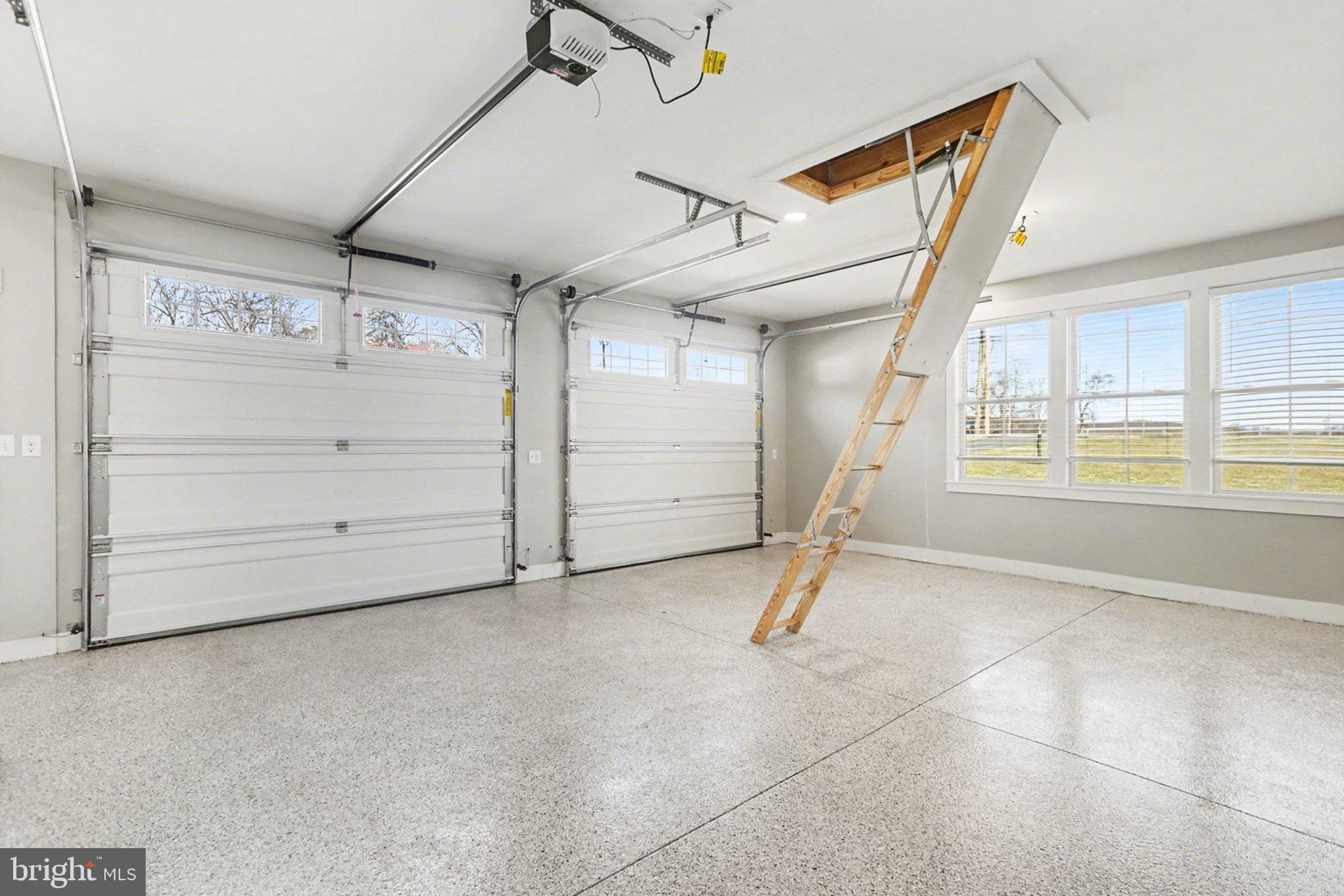545 Pleasant View Road Lewisberry, PA 17339 - Photo 36 of 62 a view of a room with air conditioner duct and windows