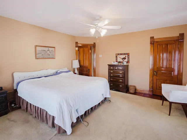 $349,900 | 729 Center Street, Mineral Point, WI 53565