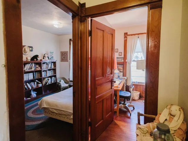 $349,900 | 729 Center Street, Mineral Point, WI 53565