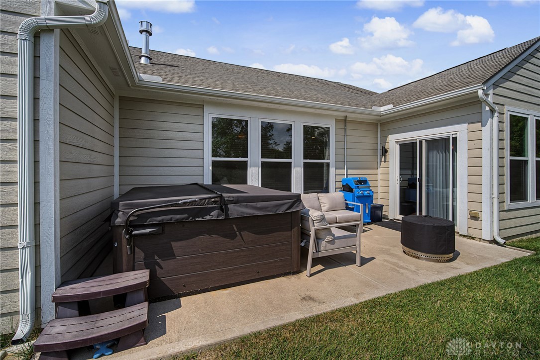 961 Reeder Circle Dayton, OH 45458 - Photo 26 of 39