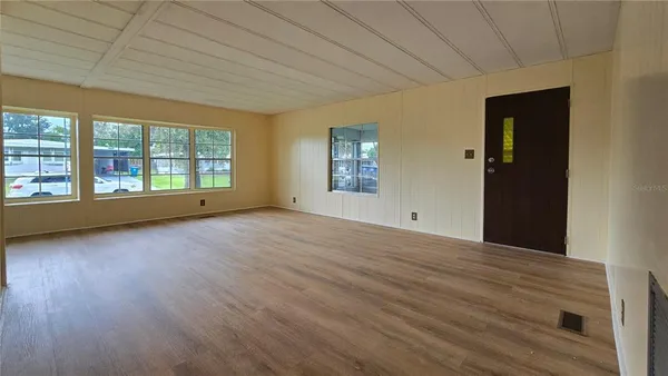 $1,250 | 7393 Fairlane Avenue, Brooksville, FL 34613