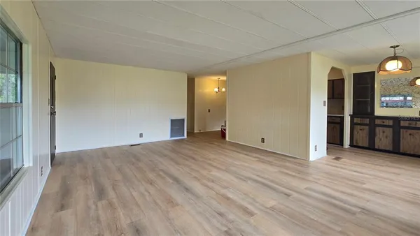 $1,250 | 7393 Fairlane Avenue, Brooksville, FL 34613