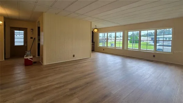 $1,250 | 7393 Fairlane Avenue, Brooksville, FL 34613