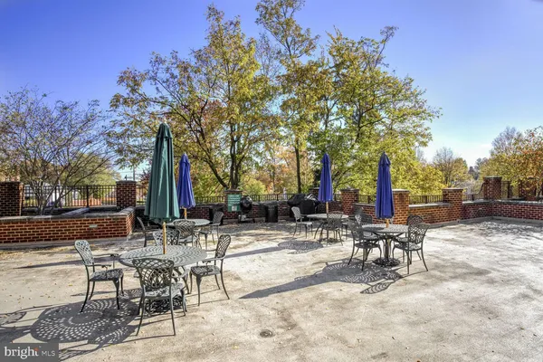 $3,400 | 2101 North Monroe Street, Unit 204, Arlington, VA 22207