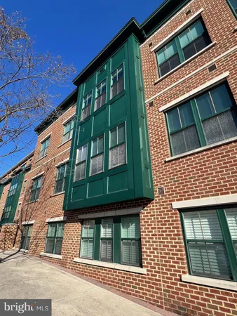 $3,400 | 2101 North Monroe Street, Unit 204, Arlington, VA 22207