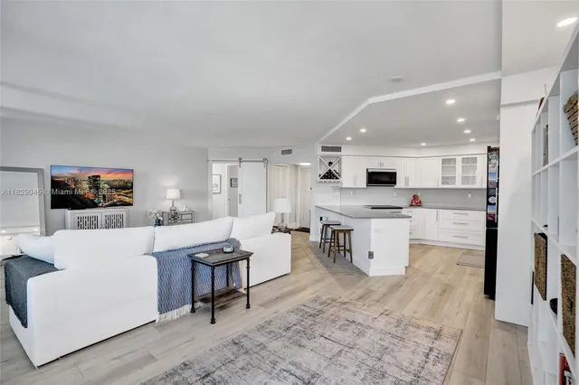 $5,200 | 1340 South Ocean Boulevard, Unit 403, Pompano Beach, FL 33062