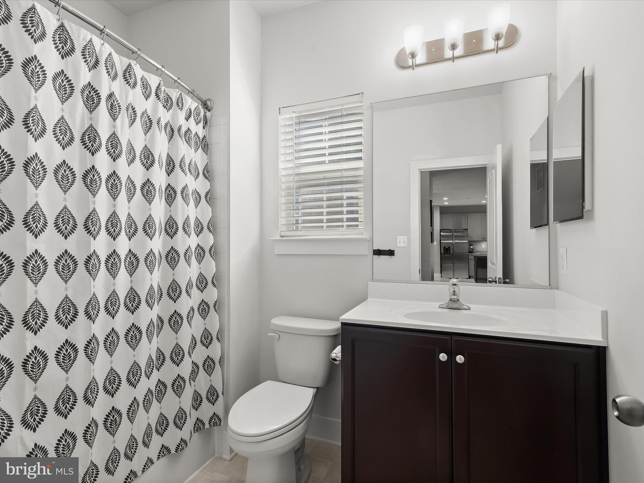 2802 Town View Circle New Windsor, MD 21776 - Photo 22 of 62 Main Level Full Bath