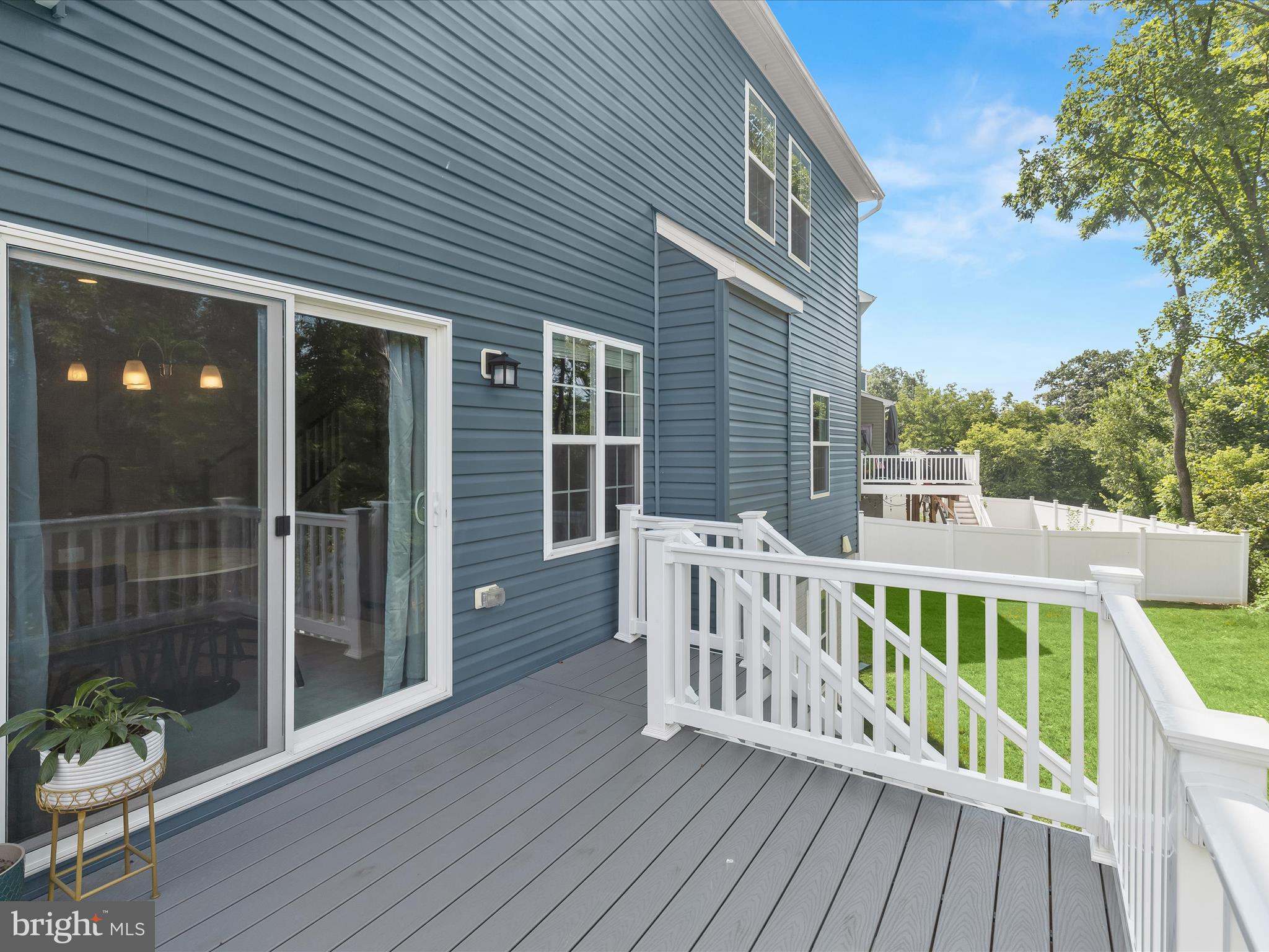 2802 Town View Circle New Windsor, MD 21776 - Photo 41 of 62 Deck