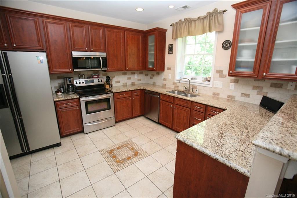 3509 Arklow Road Charlotte, NC 28269 - Photo 12 of 22 Gallery Image 12