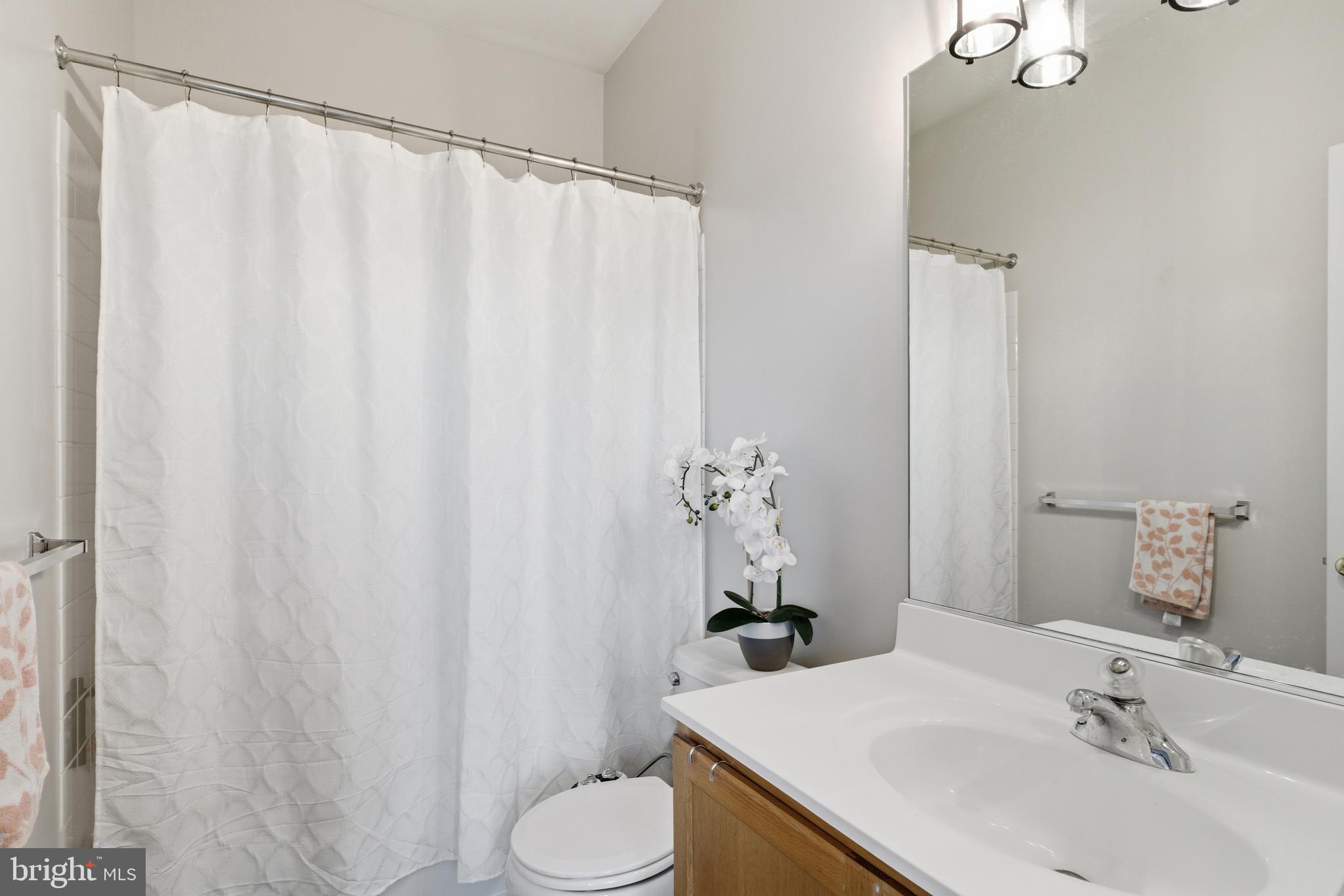 25065 Riding Center Drive Chantilly, VA 20152 - Photo 23 of 33