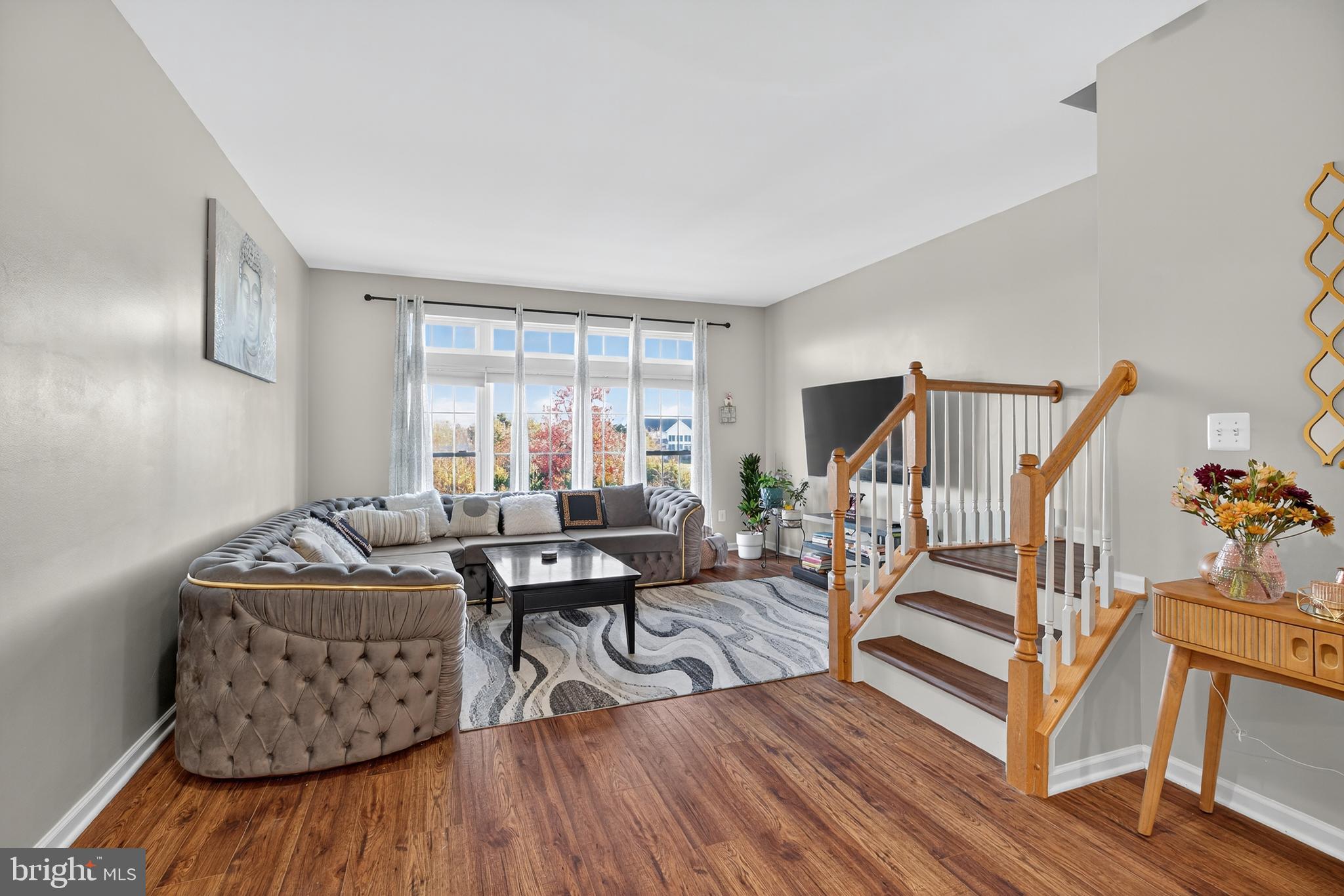 25065 Riding Center Drive Chantilly, VA 20152 - Photo 6 of 33