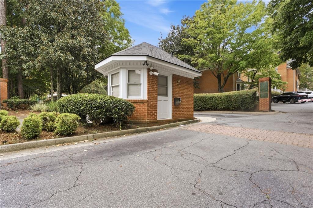 7500 Roswell Road, Unit 56 Sandy Springs, GA 30350 - Photo 36 of 41 Gallery Image 36