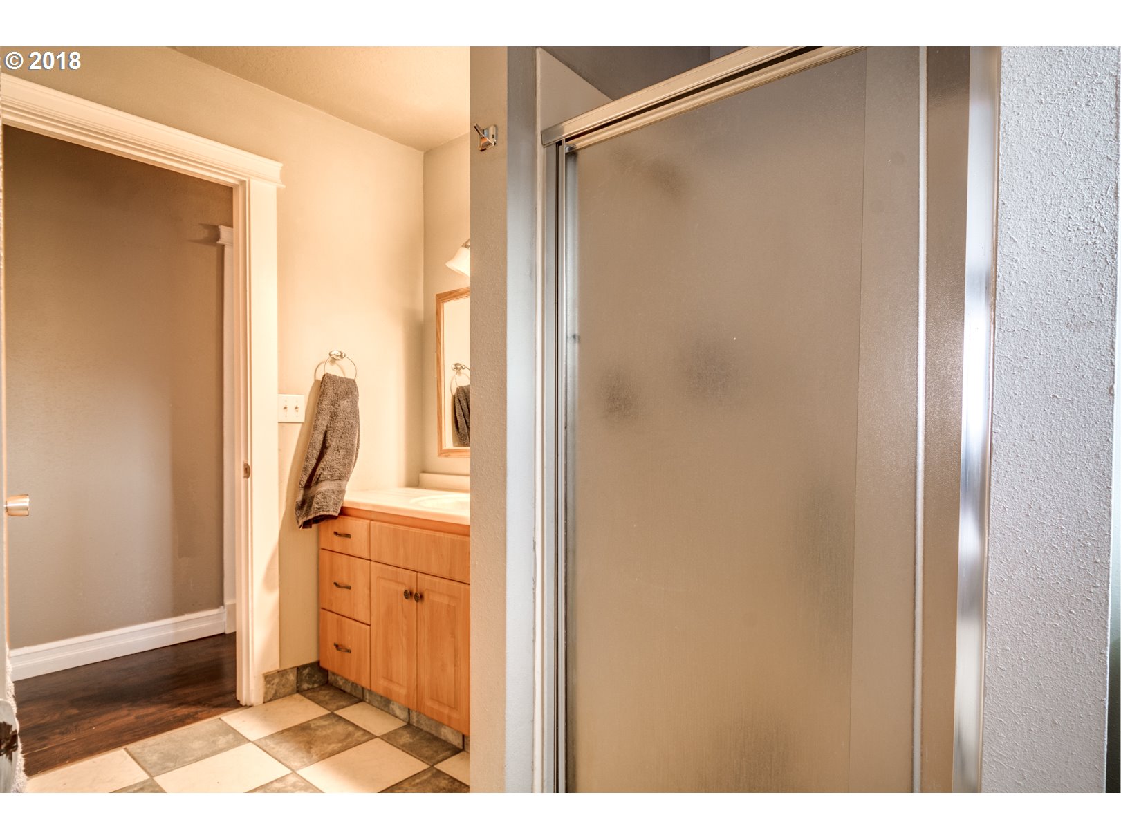 5744 Keene Road Northeast Gervais, OR 97026 - Photo 24 of 32 a view of a bathroom from a bathroom