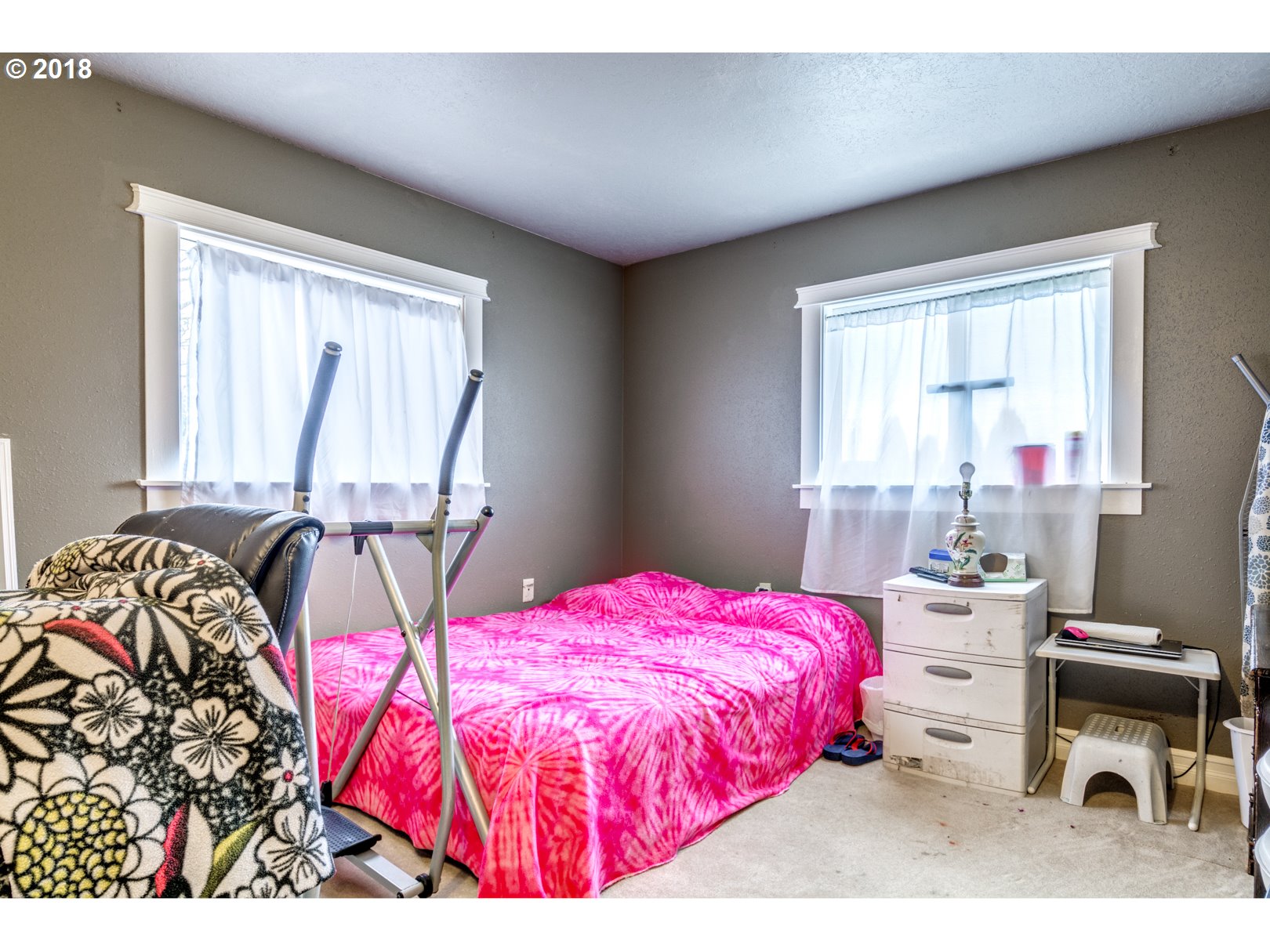 5744 Keene Road Northeast Gervais, OR 97026 - Photo 29 of 32 a bedroom with a bed and a window
