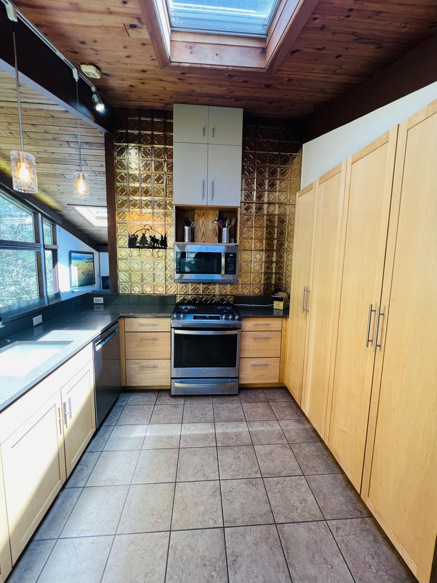 90 North Sedgwick Road Sedgwick, ME 04676 - Photo 11 of 67 IMG_3505